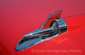 07_Montgomery_1957_Chevy_red_tail_ornament
